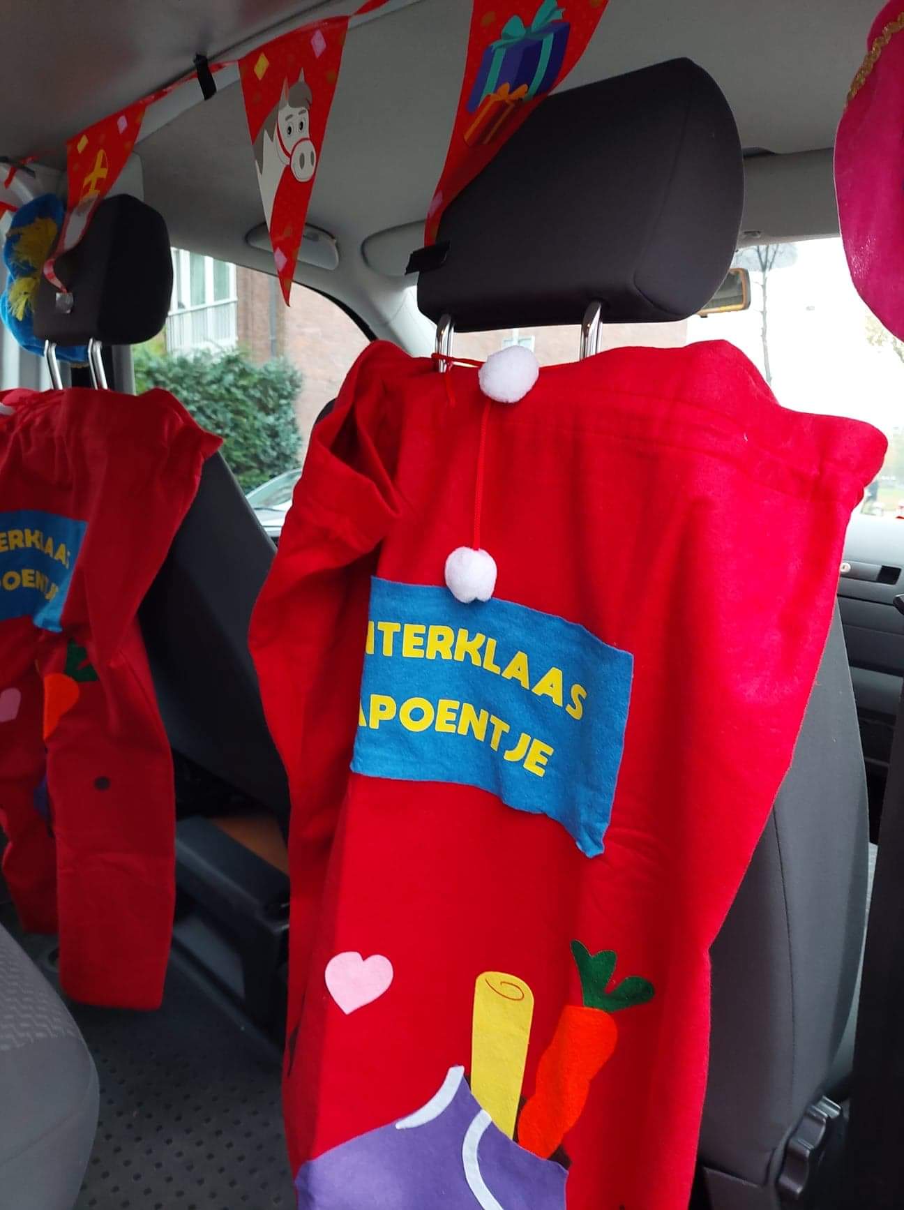 Gerrit 4 Sinterklaas bus Gerrit