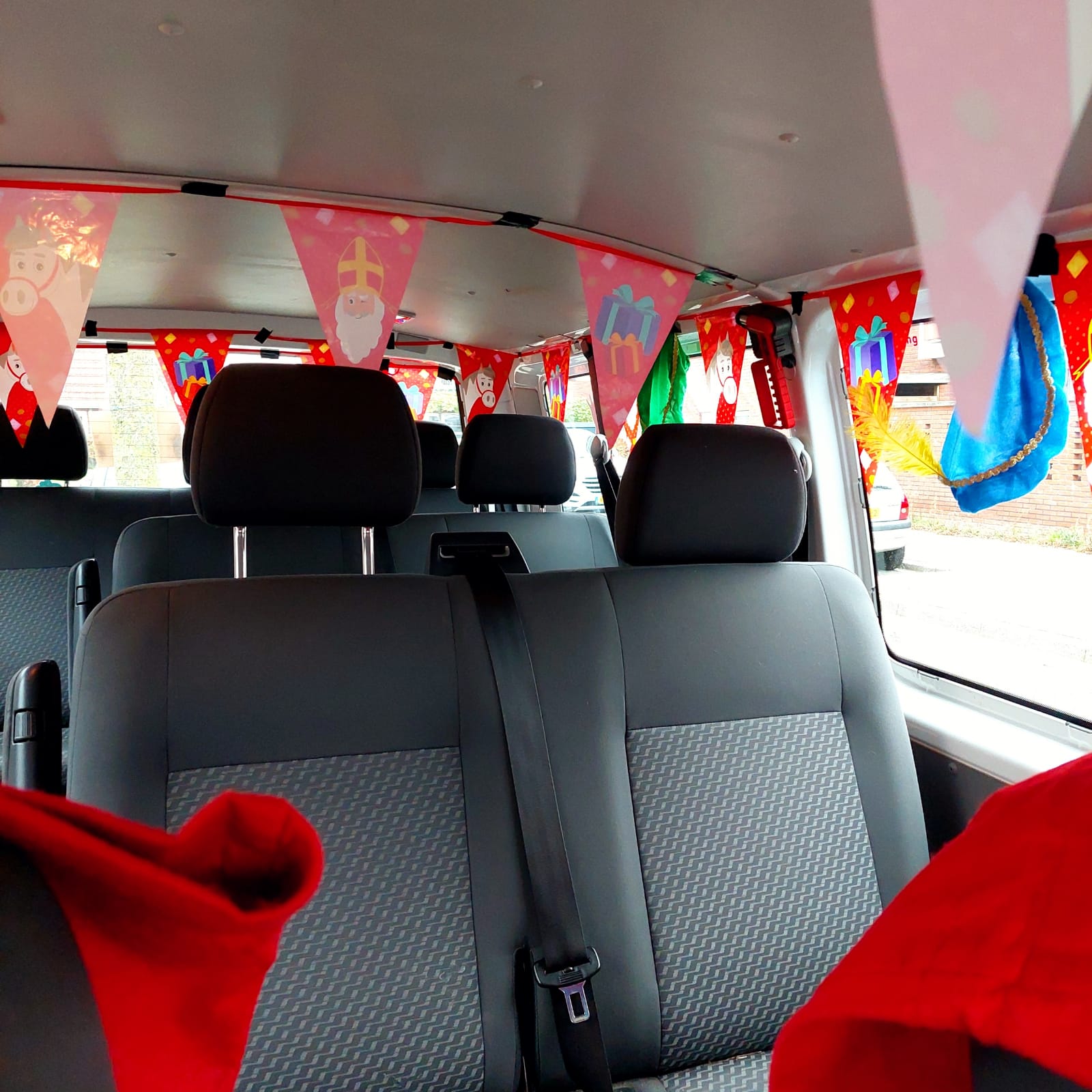 Gerrit7 Sinterklaas bus Gerrit.