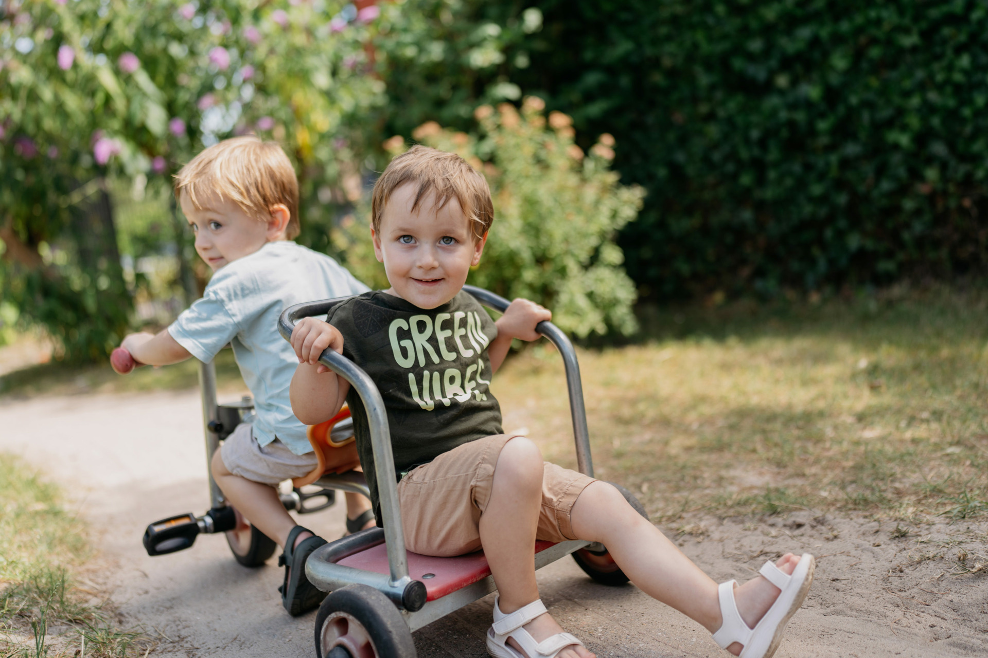 TintelTuin-11 Groei, geniet en leer bij TintelTuin.